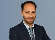 Matthias Schneider picture